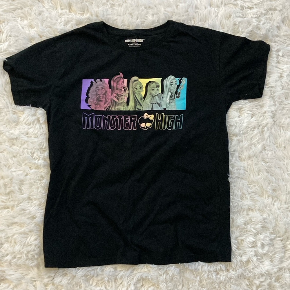 Girls size 14 16 XL Monster High tee top